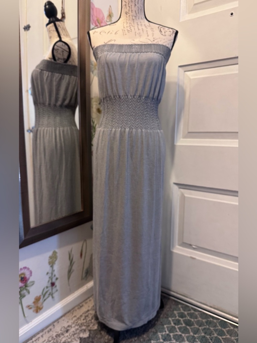 Striped Strapless Smocked Waist Maxi Dress - Black/White